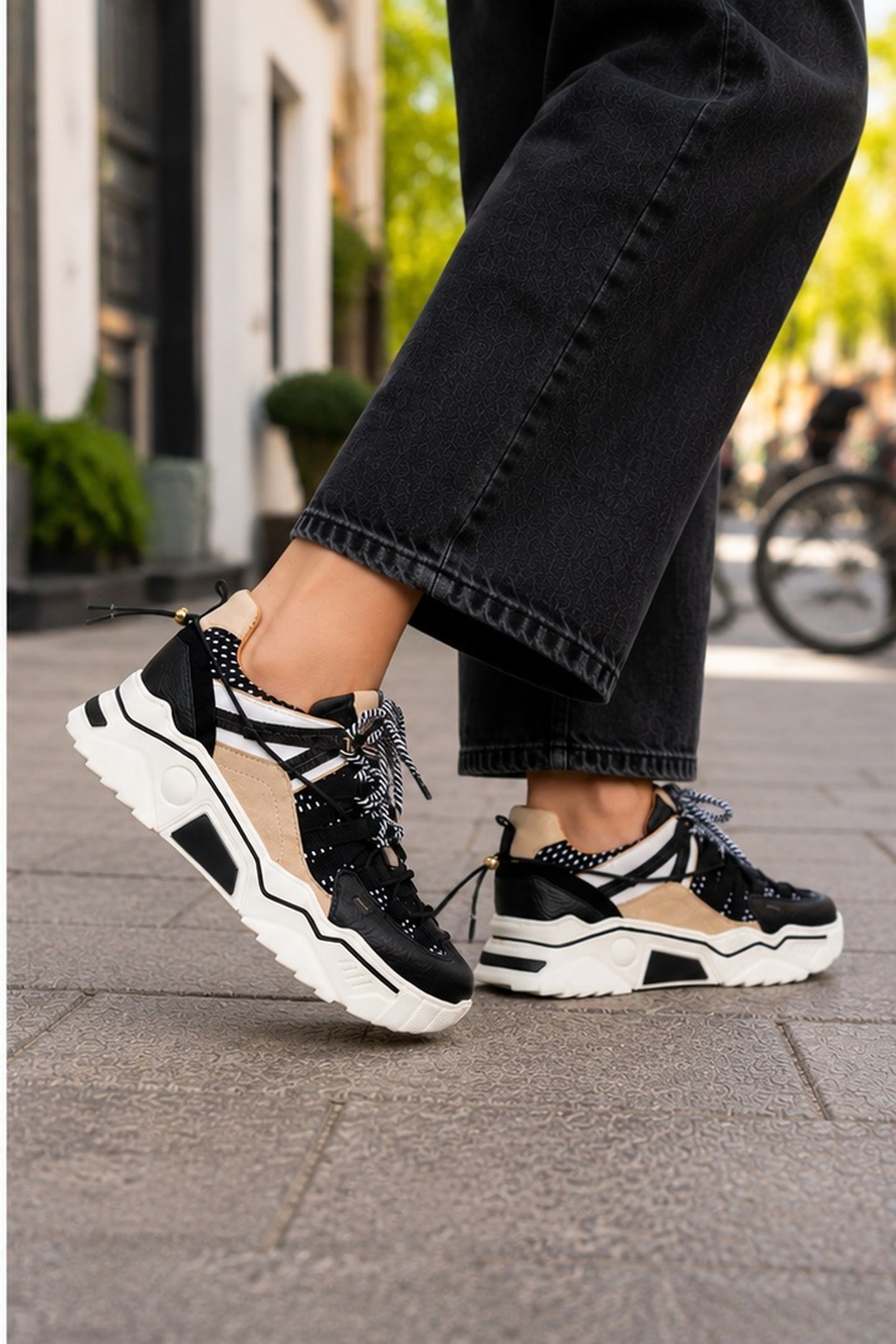 ORION BLACK / BEIGE 3