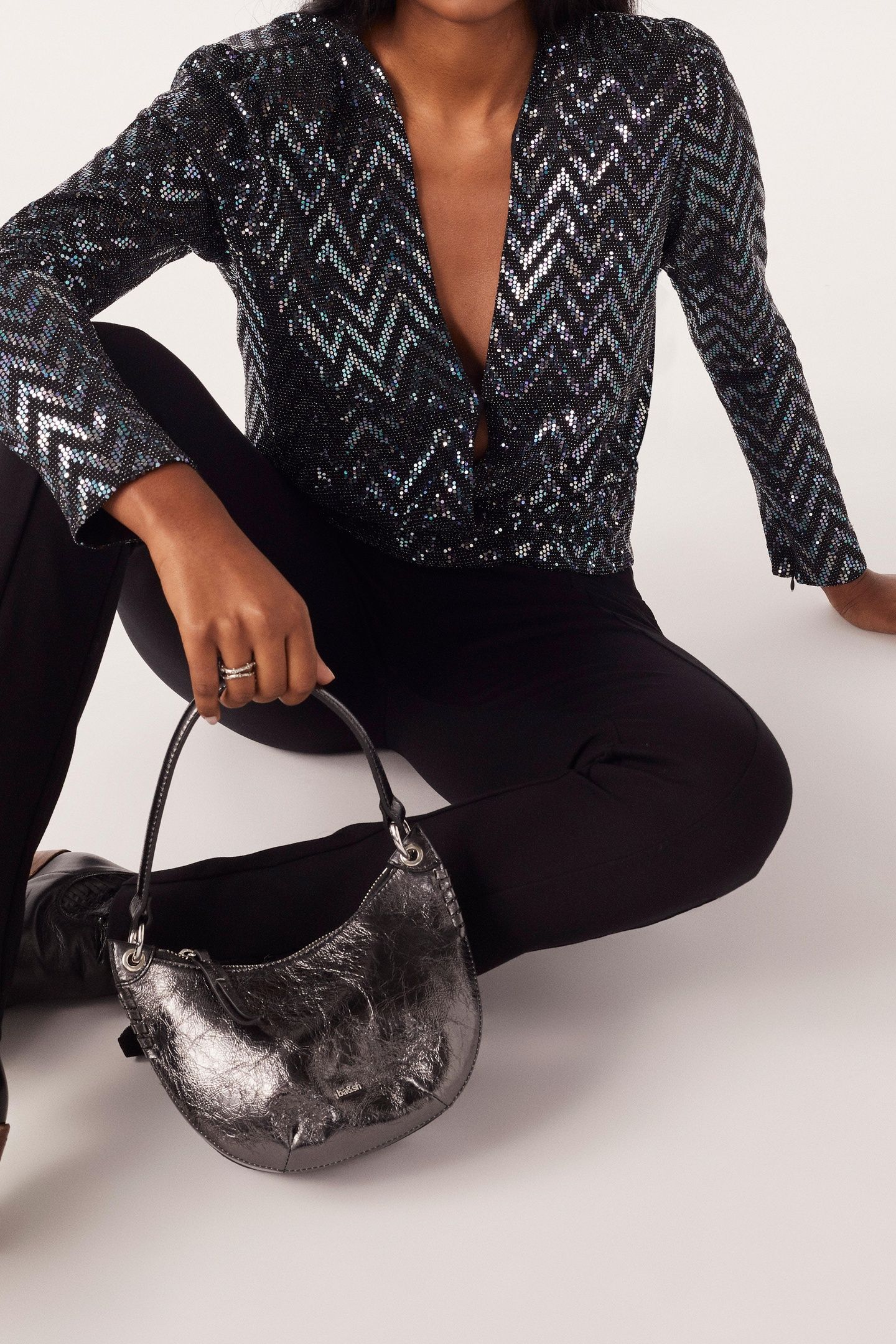 LONG SLEEVES TOP BLACK 4