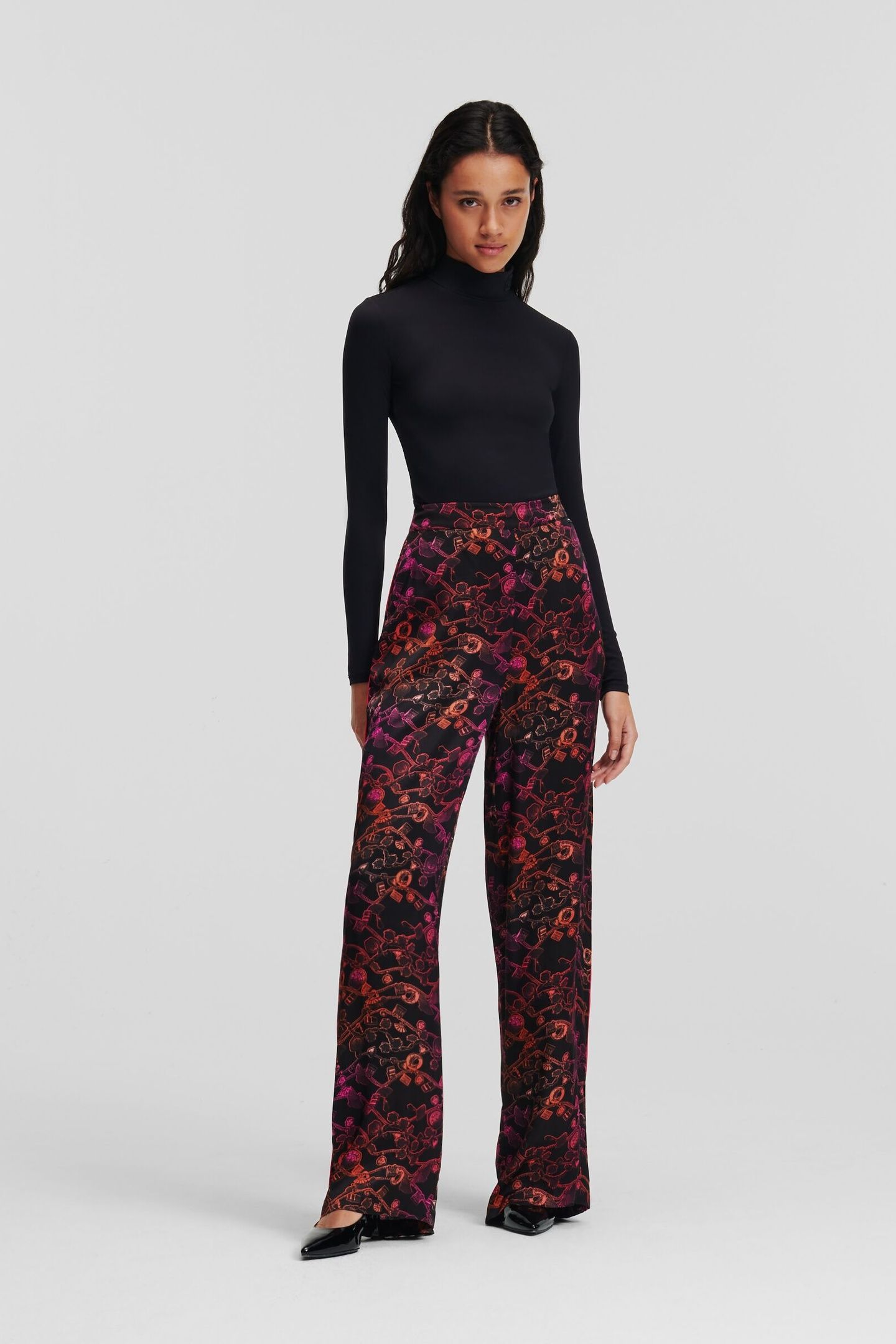 SATIN CHAIN PRINT PANTS PINK 1