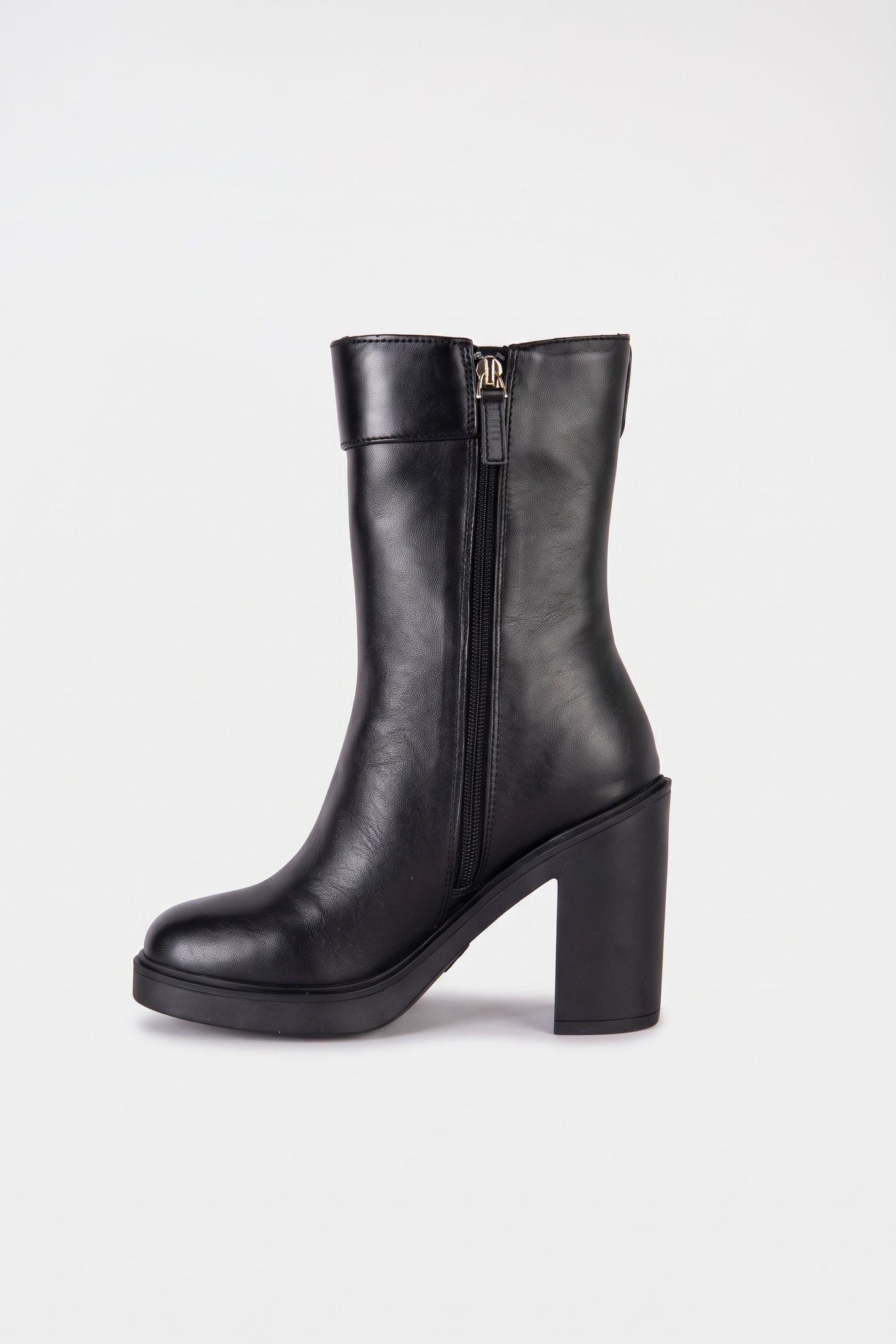 BOOTS BLACK 4