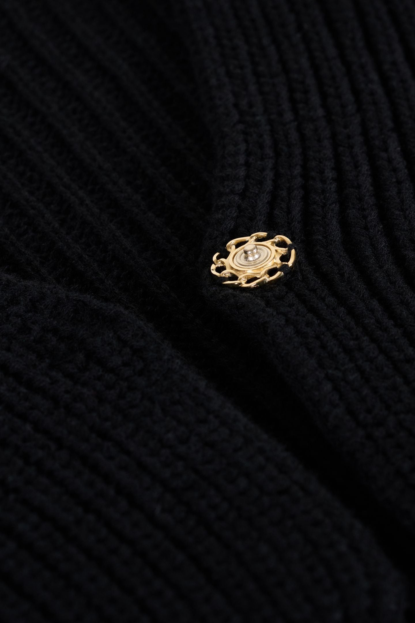 SHORT CARDIGAN BLACK 4