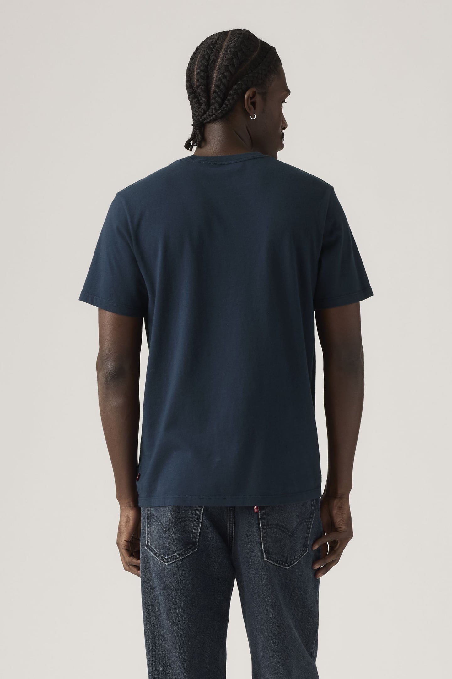 CLASSIC GRAPHIC TEE 2