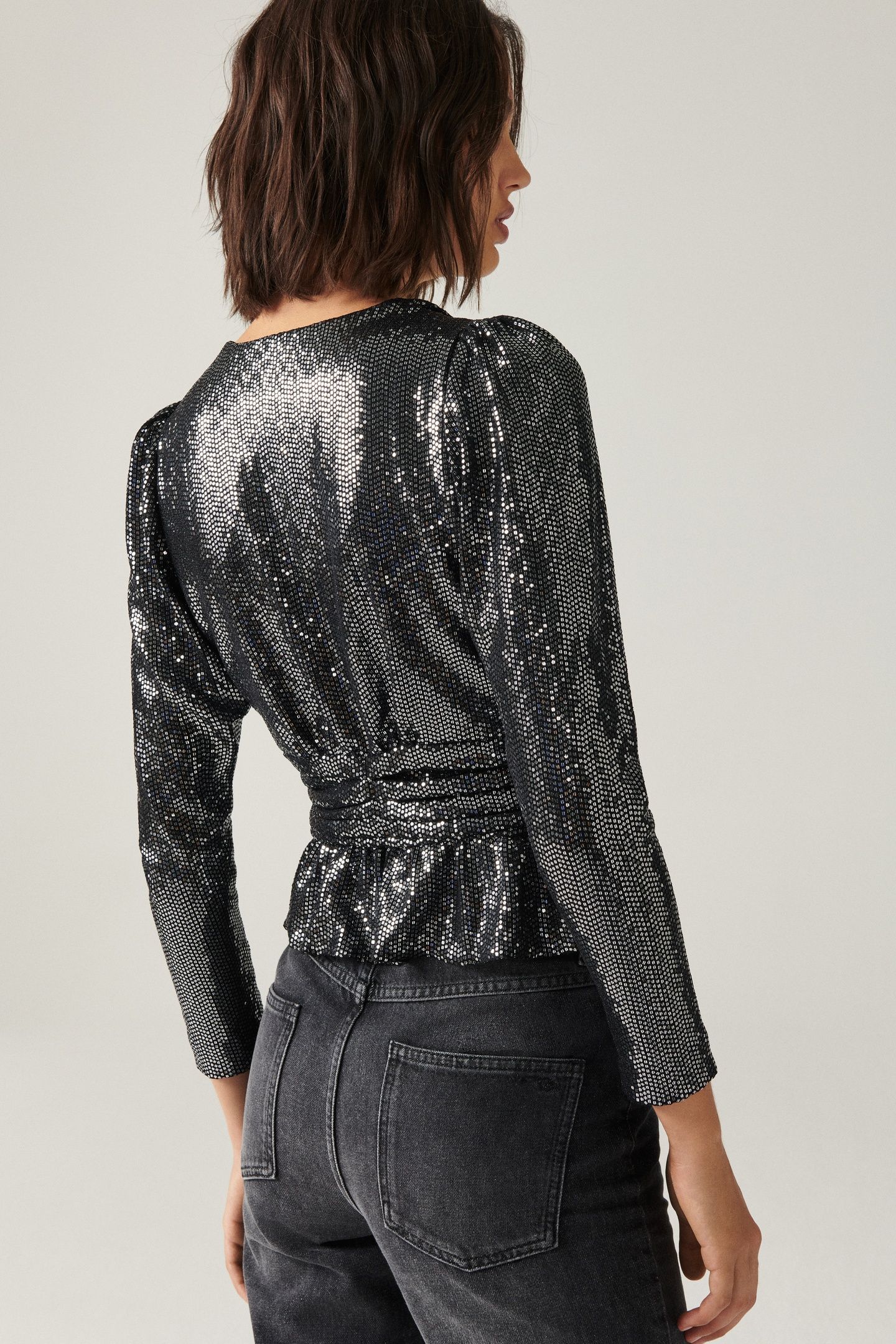 LONG SLEEVES TOP BLACK 4