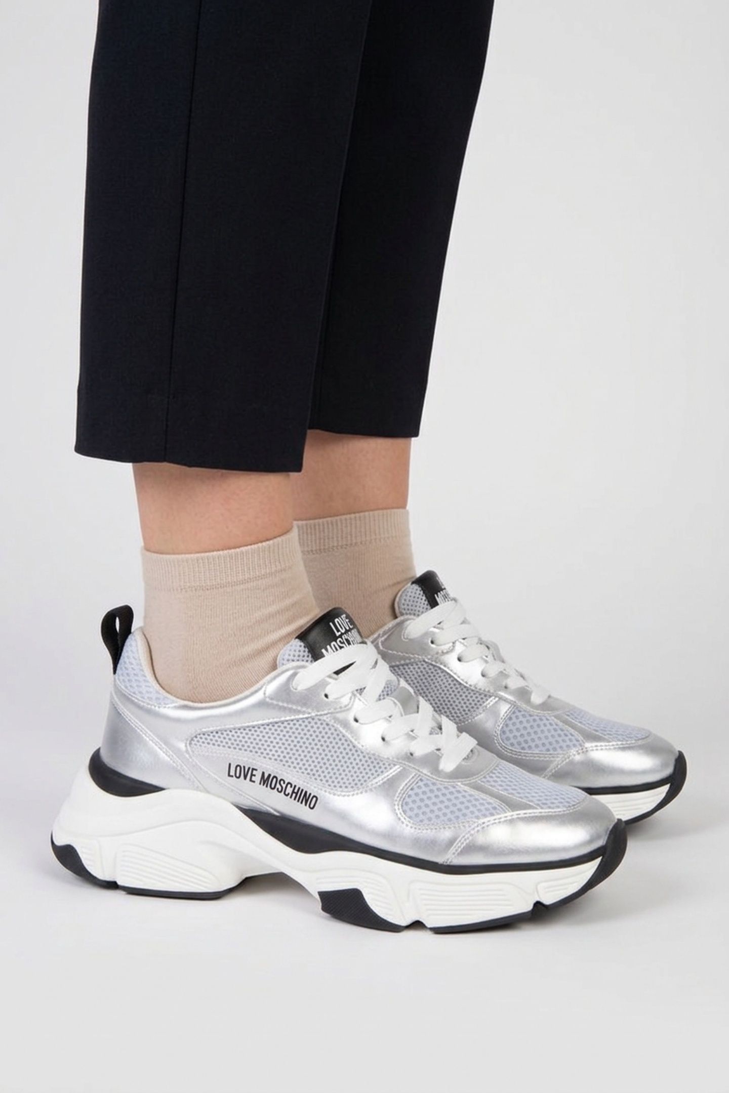 SNEAKERS SILVER 2