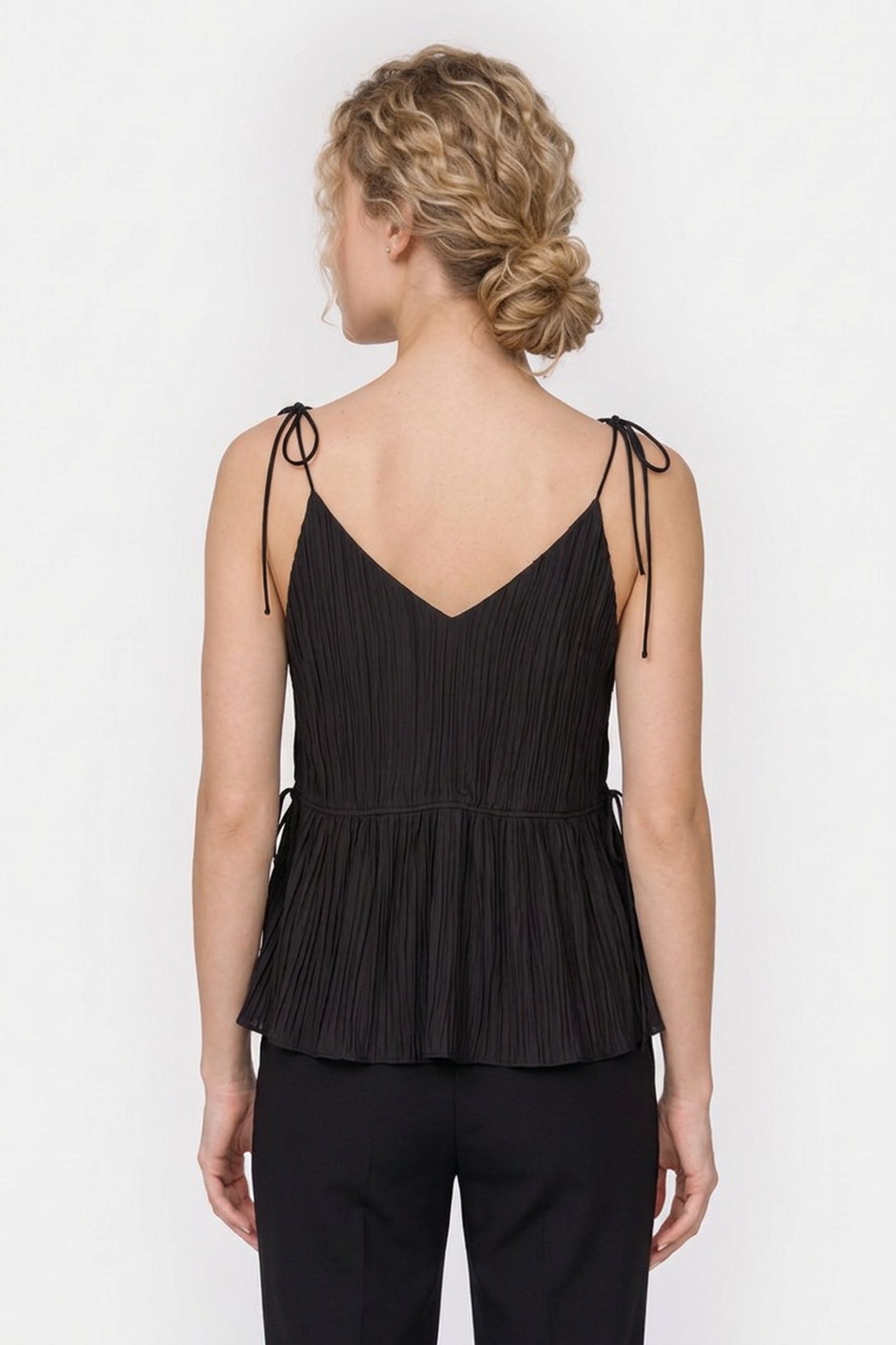 FIGLIA CRINKLE STRAP TOP BLACK 2