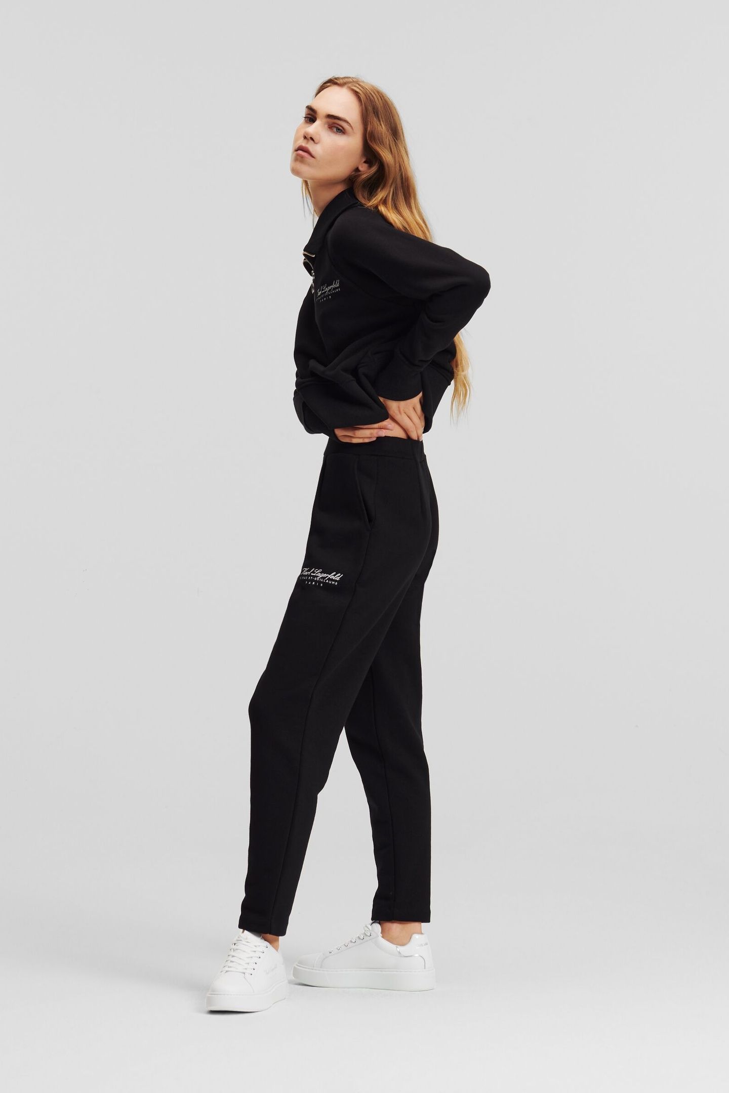 KARL SIGNATURE SWEATPANTS BLACK 3