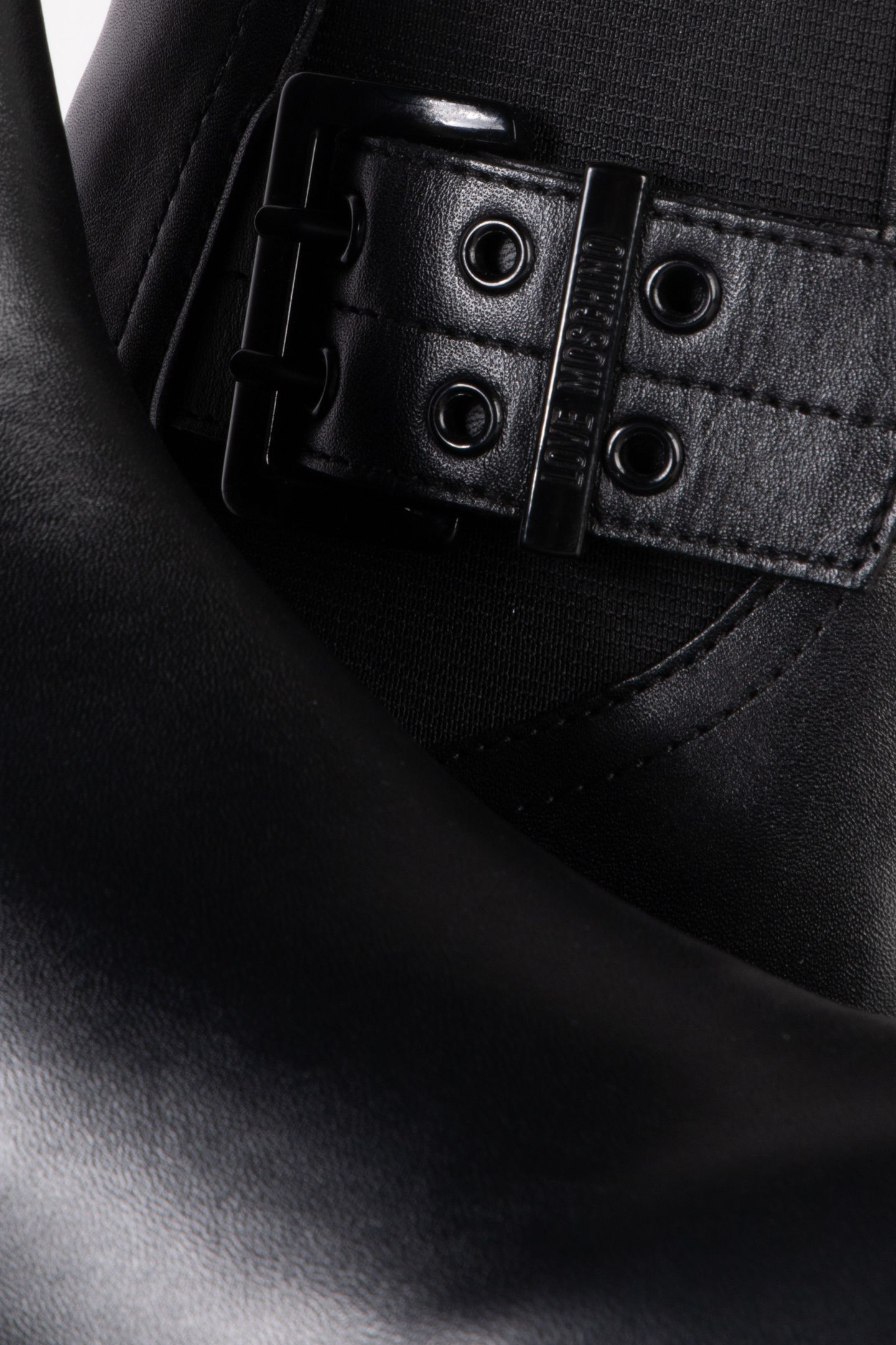 BOOTS BLACK 3