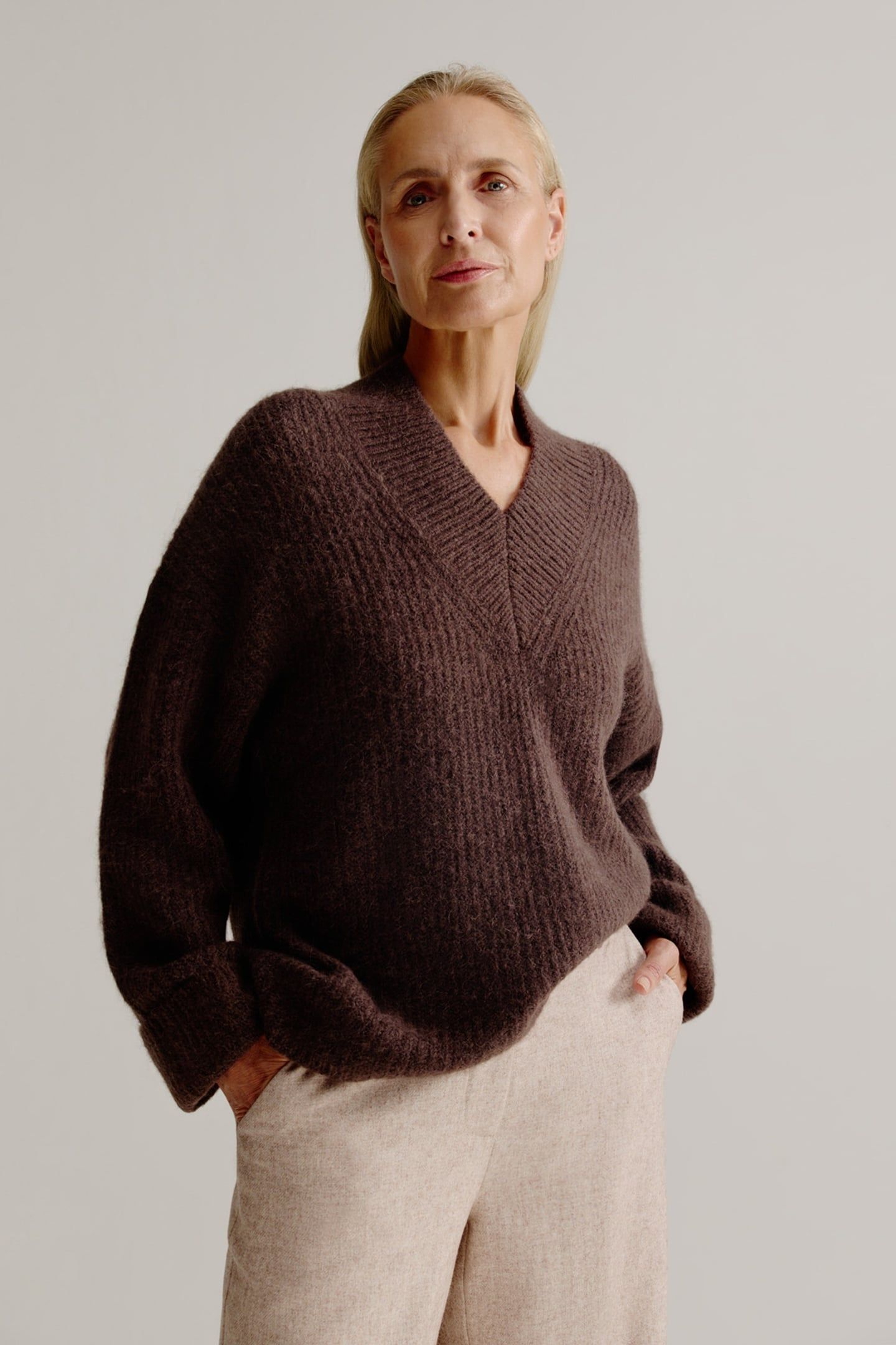 LARISSA SWEATER BROWN 1
