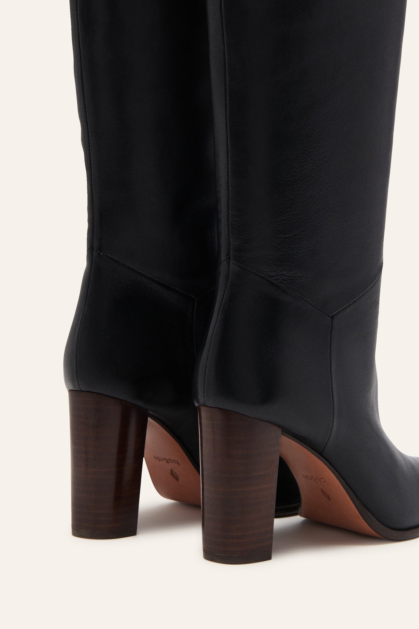 BOOTS BLACK 5