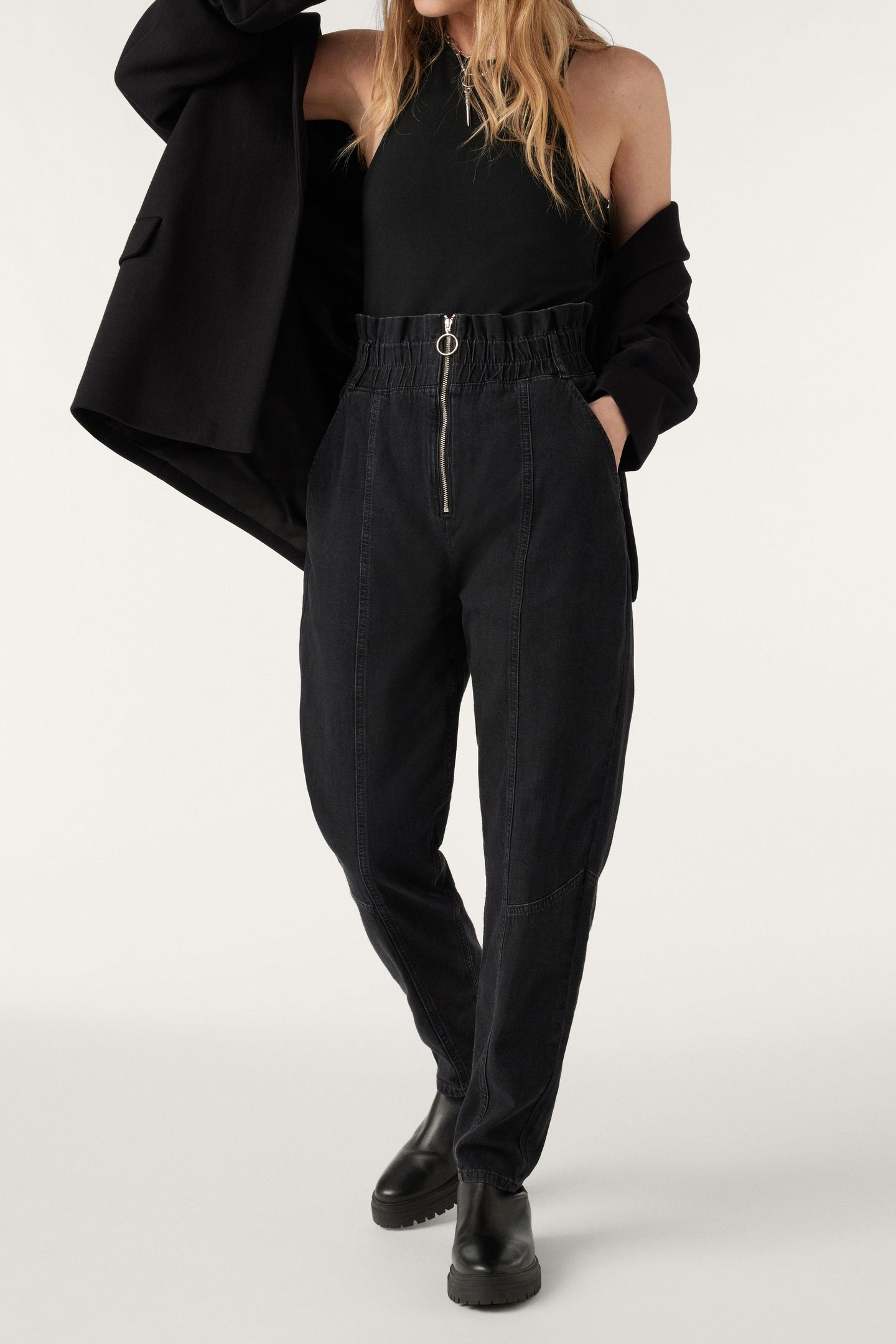 BODY BLACK 2