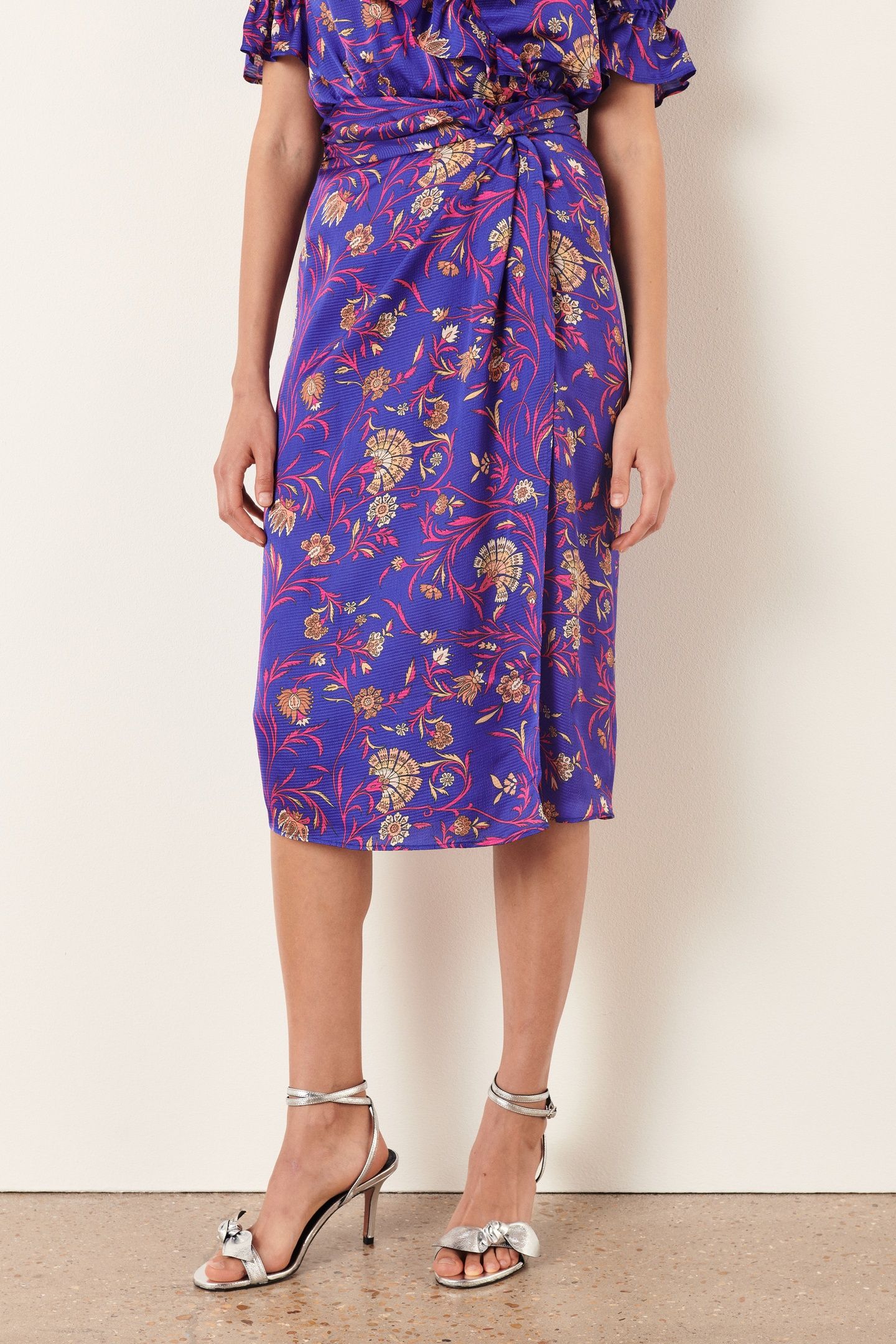 MID-LENGTH SKIRT BLUE 5