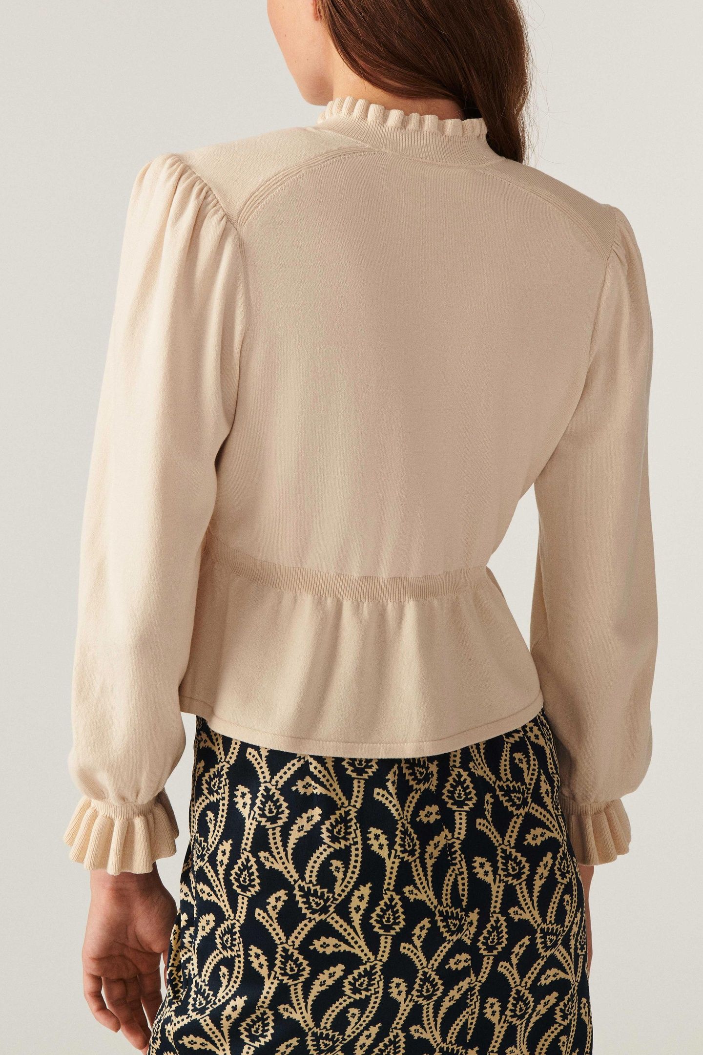 LONG SLEEVES KNIT ECRU 2