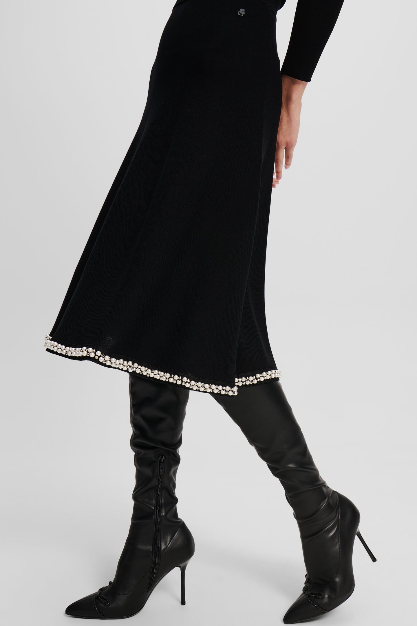 A LINE PEARL KNIT SKIRT BLACK 6