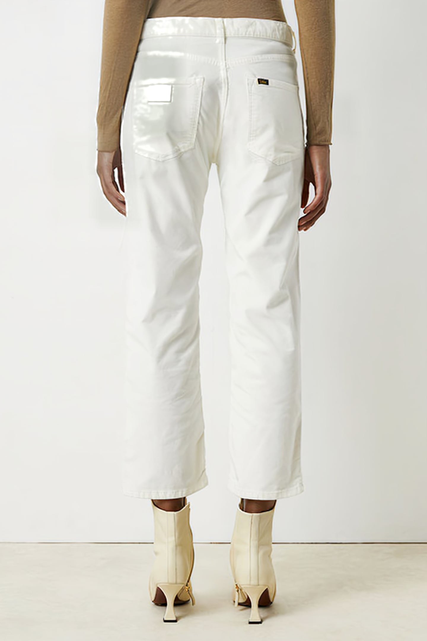 MARIA 21 WHITE 2