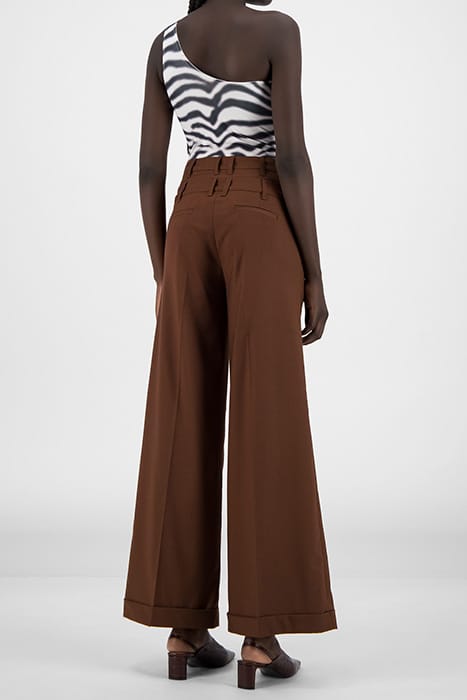 BROWN HECK PANTS 2