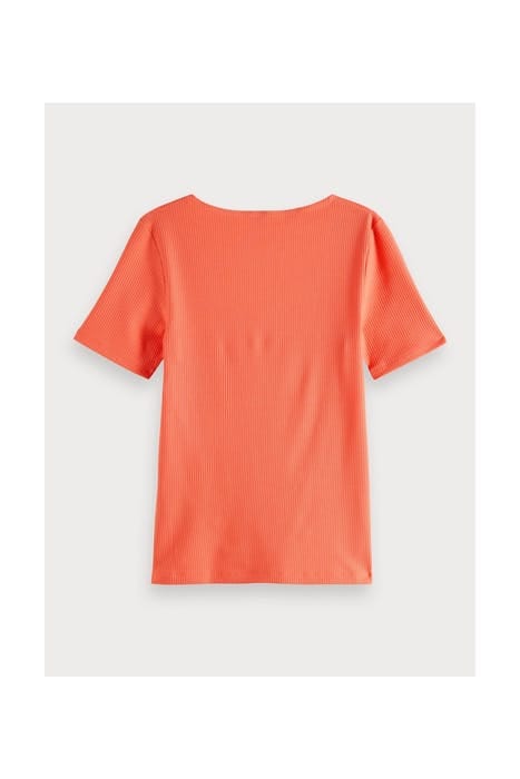 FITTED SQUARE NECK TEE IN RIB QUALITY SALMON 2