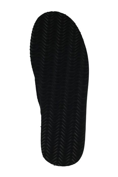 FOSS BLACK 6