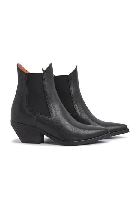 JIL ARC BLACK 1