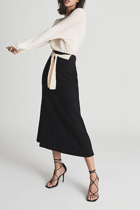 LYLA MIDI SKIRT 4