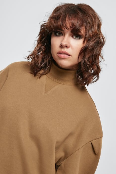 LADIES TURTLENECK CREW MIDGROUND 7