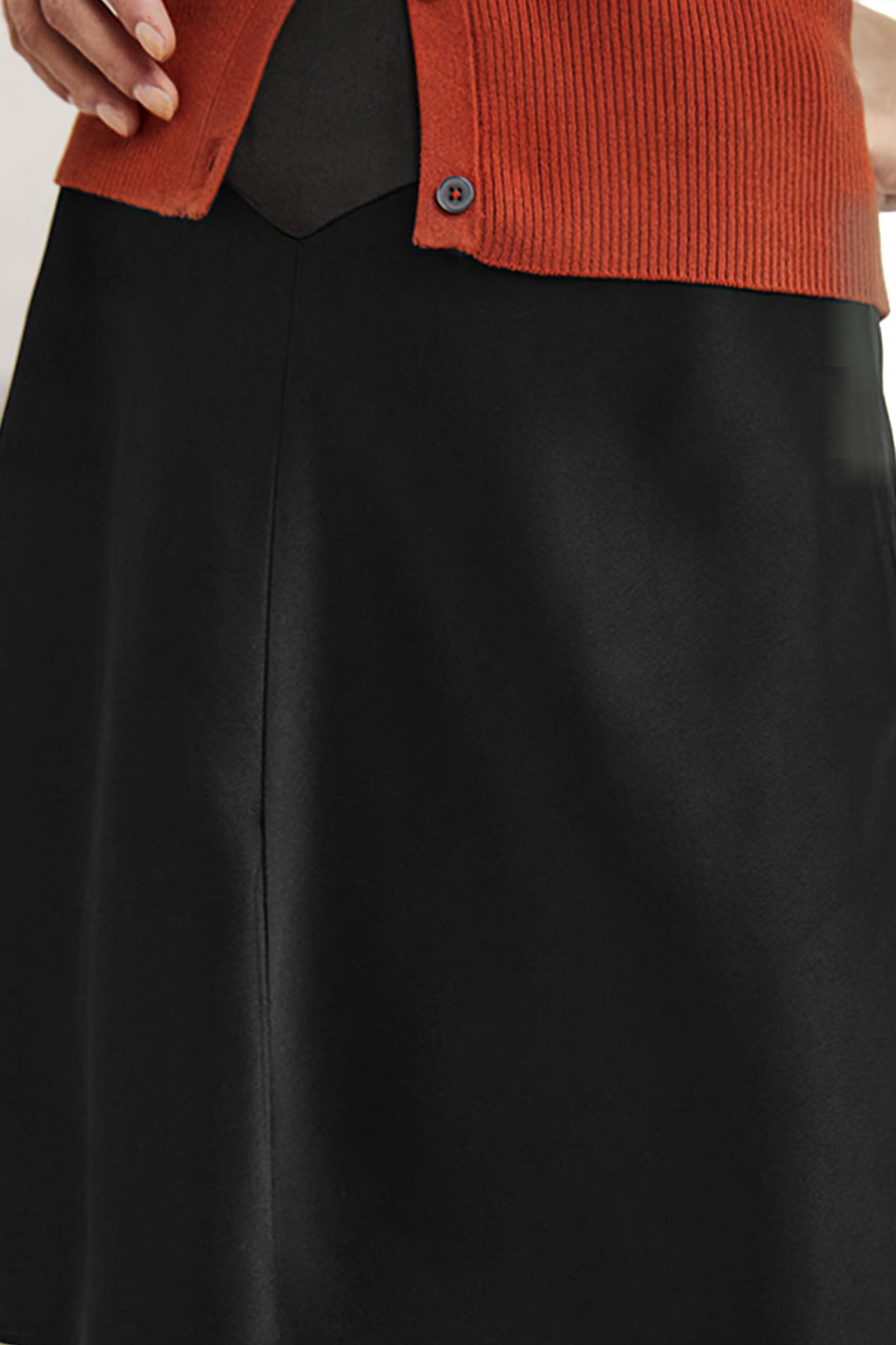 SATIN BIAS-CUT MINI SKIRT BLK 4