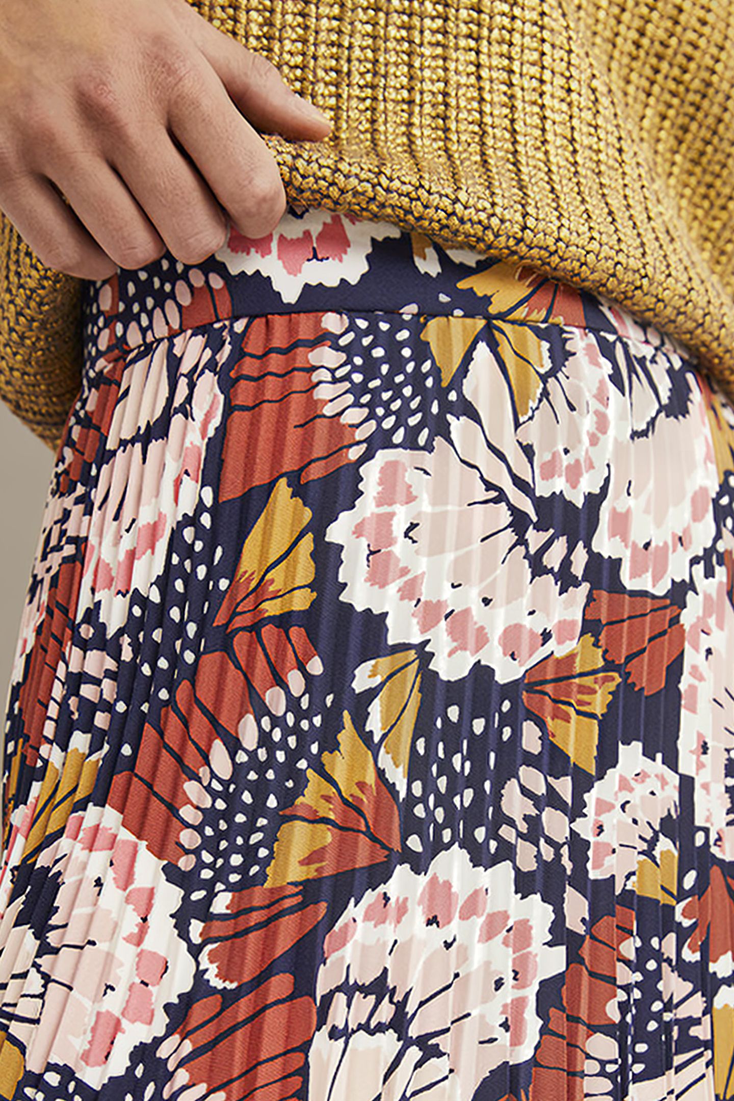 PLEATED CREPE MIDI SKIRT MPT 4