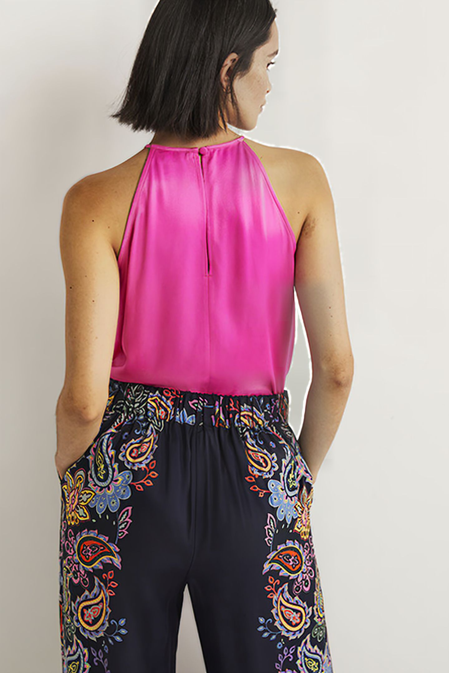 STRAPPY HALTERNECK SATIN TOP DPK 2