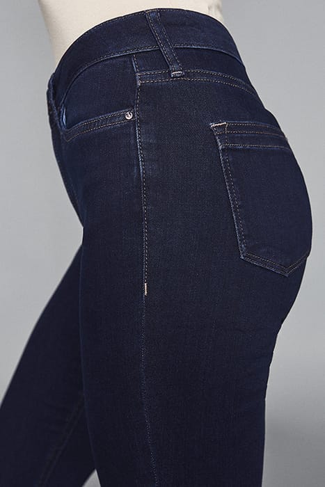 LUX INDIGO SKINNY JEANS — REGULAR FIT 6