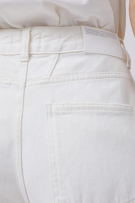 WOMEN STRAIGHT LEG SHORTS CREME 7