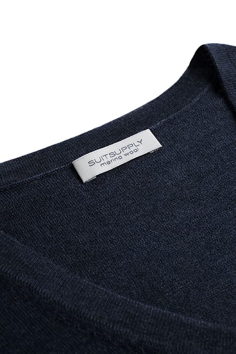 BLUE KNITWEAR 3