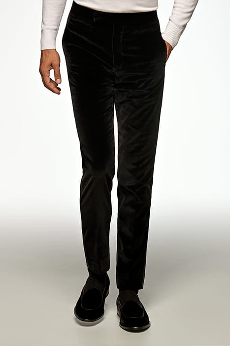 BLACK LAZIO TUXEDO 4