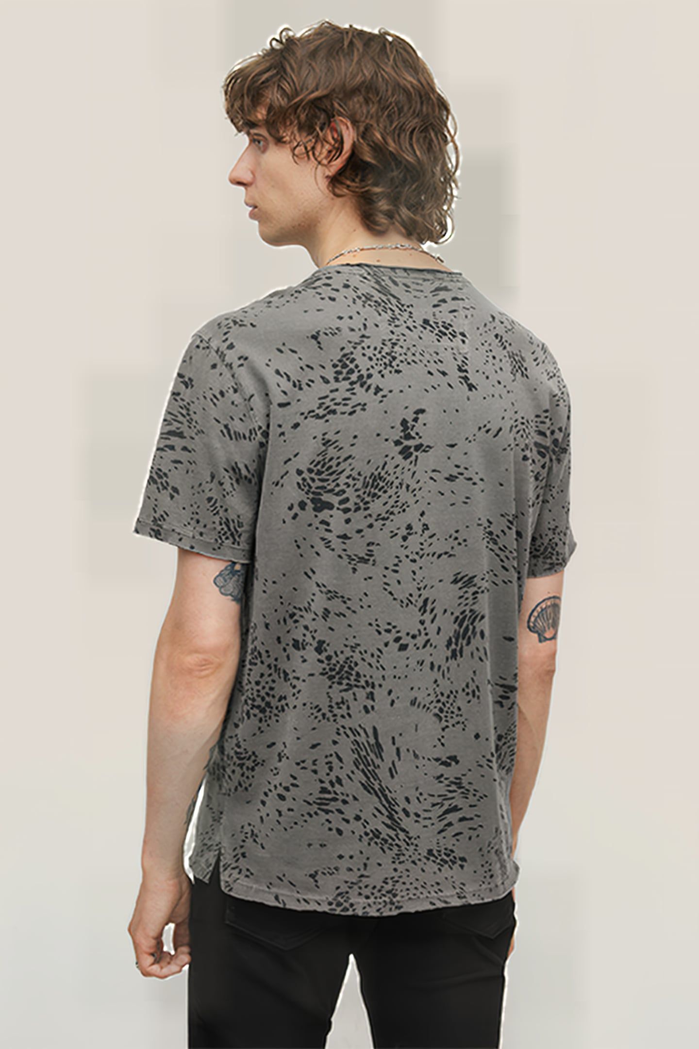 HESTER SS SWIRLING CHEETAH CREW GREY 2