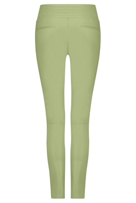 COLETTE PISTACHE 4