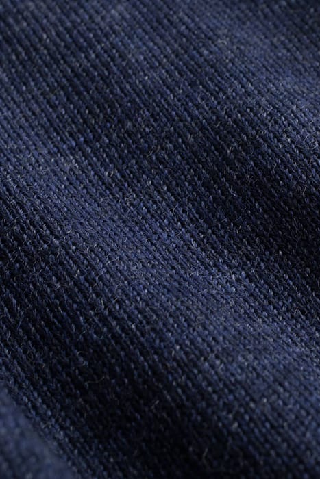 BLUE V-NECK 6