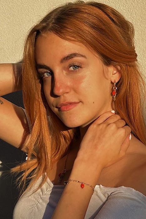 CORAL BRACELET 2