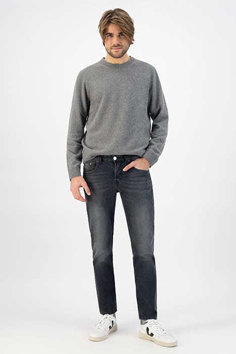 REGULAR DUNN WORN BLACK 3
