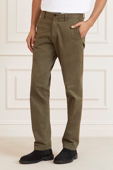 MARCIANO BY GUESS BEN URBAN CHINO OLIVE MORNING 1