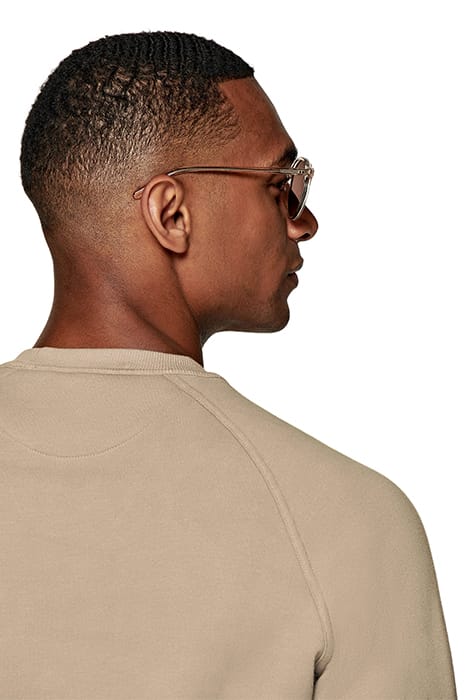 CREWNECK LIGHT BROWN 7