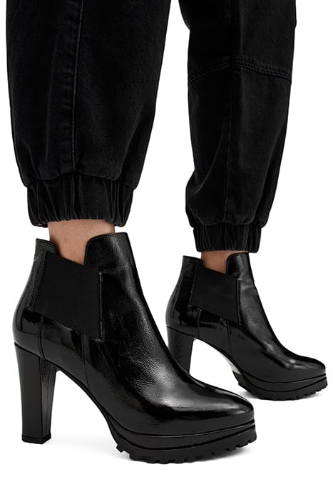 SARRIS PATENT BOOT BLACK 2