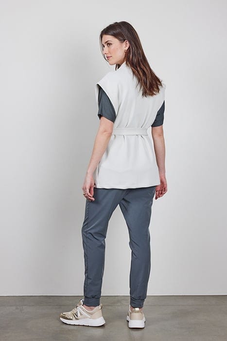 SLEEVELESS VEST DIAM WHITE 3