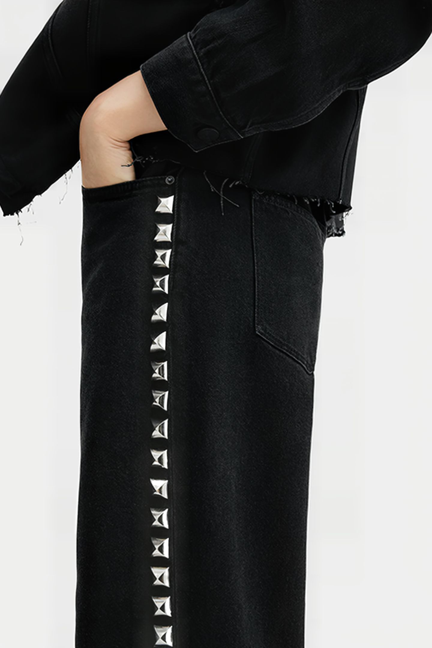 BLAKE STUD JEAN BLACK 8