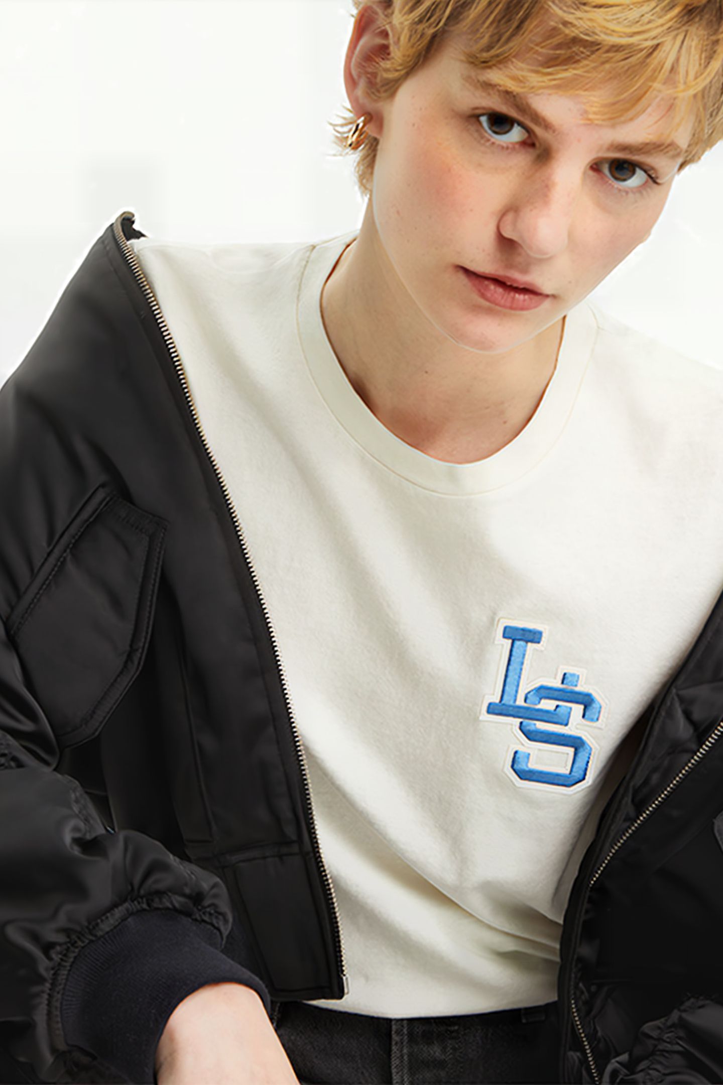 THE T-SHIRT ECRU 4
