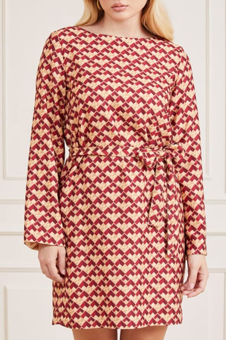 MARCIANO BY GUESS GEOMETRIC LOGO BOXY GEOMETRIC LOGO BURGU 1
