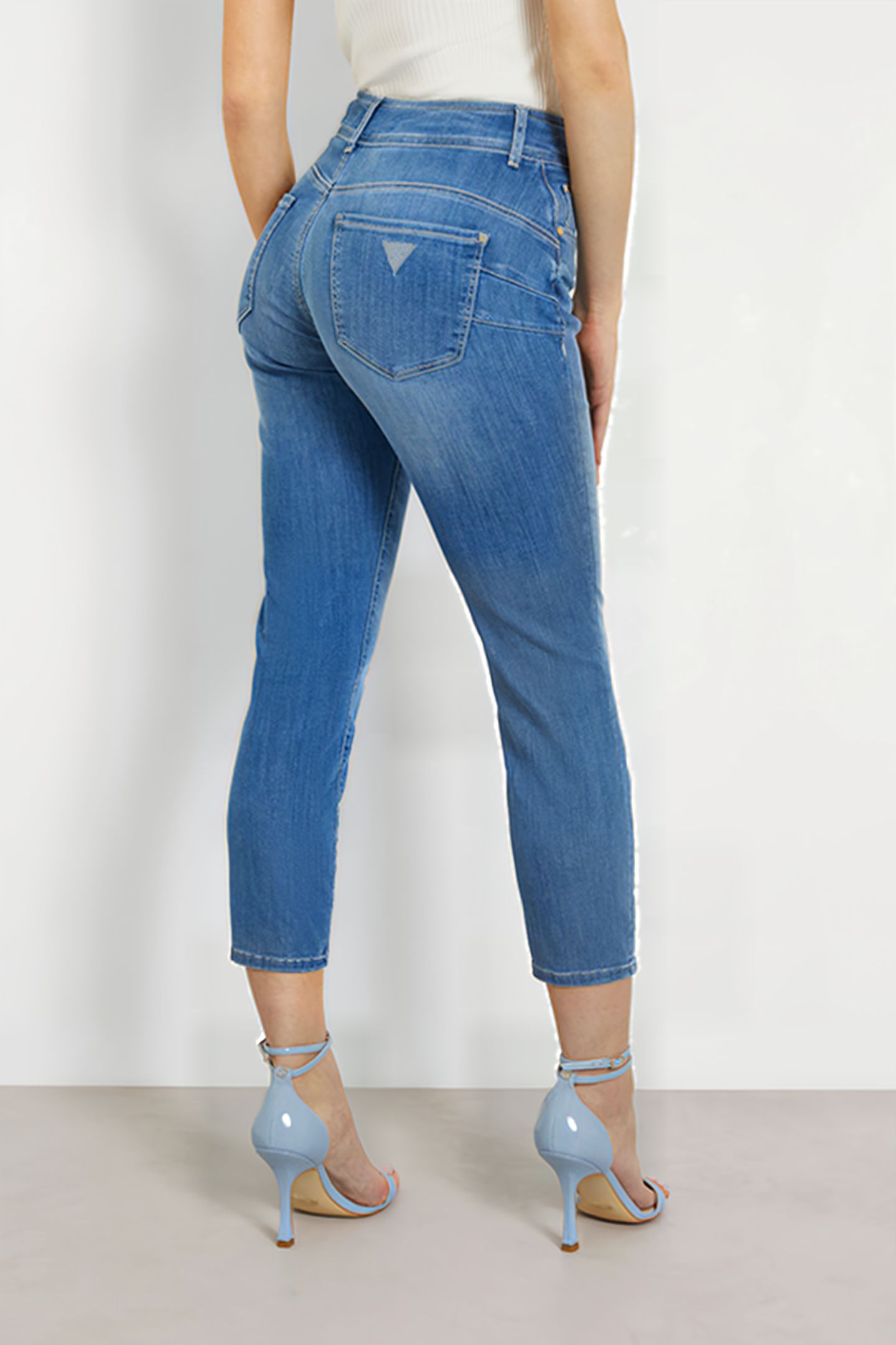 GUESS ECO SHAPE UP CAPRI EAU MID 2