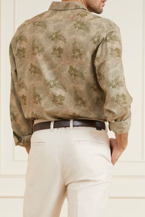MARCIANO BY GUESS JOE COLLAR NOTCHE SAND HIBISCUS CASUAL SHI 2
