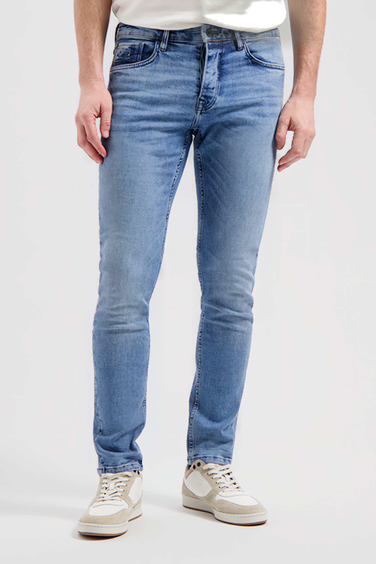 DS_MR E. BEVERLY HILLS BLUE 1