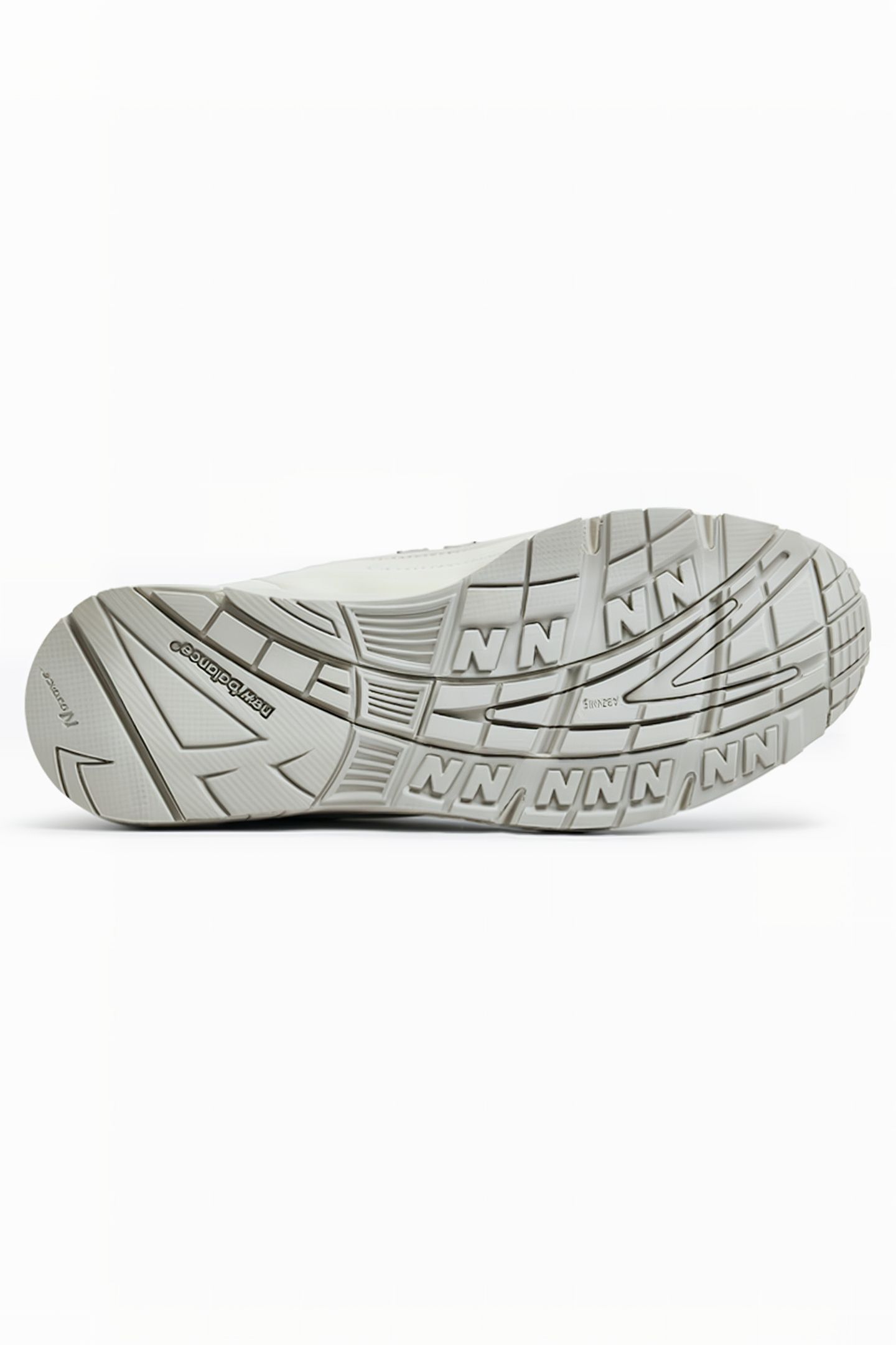 M991OW SNEAKERS IN LIGHT GREY 5