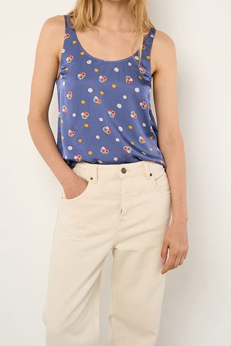 THIN STRAPE U COLLAR SHORT TANK TOP NICOLE 1