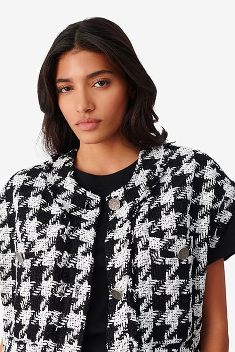 LILOUS VEST IN BLACK/WHITE 5
