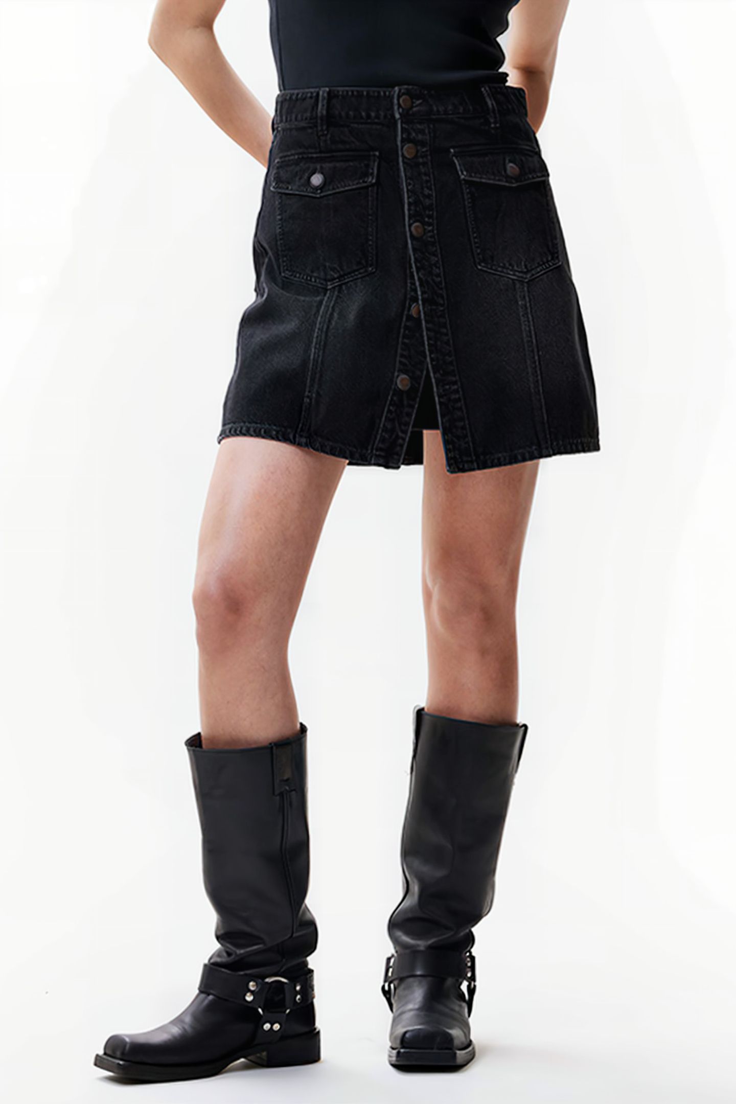 BUTTON UP DENIM SHORT SKIRT WASHED BLACK 1